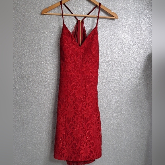 City Ttriangles Red Lace Razor Back Dress    Size 9 - Picture 1 of 12